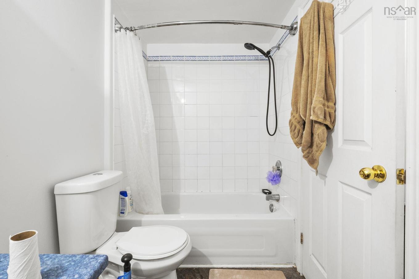 231 Jeep Cres. Crescent, Eastern Passage, NS - Indoor Photo Showing Bathroom