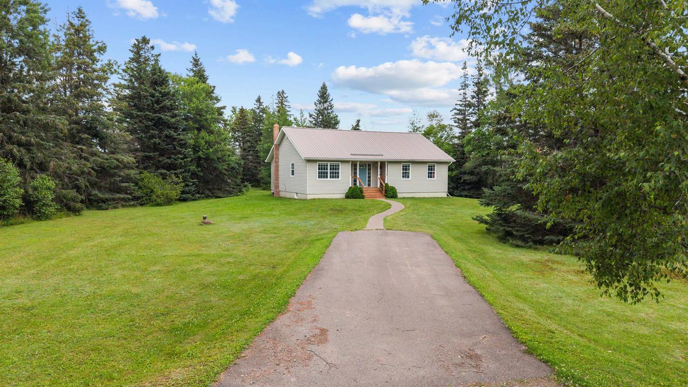 2076 Canavoy Road, St. Andrews, PE - Outdoor