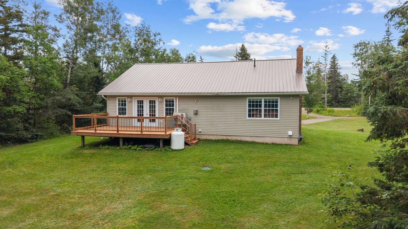 2076 Canavoy Road, St. Andrews, PE - Outdoor With Deck Patio Veranda