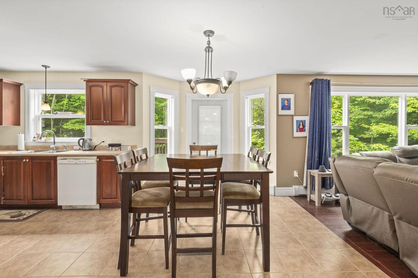 280 Daisywood, Hammonds Plains, NS - Indoor Photo Showing Dining Room