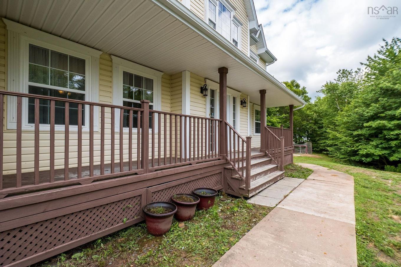 280 Daisywood, Hammonds Plains, NS - Outdoor With Deck Patio Veranda