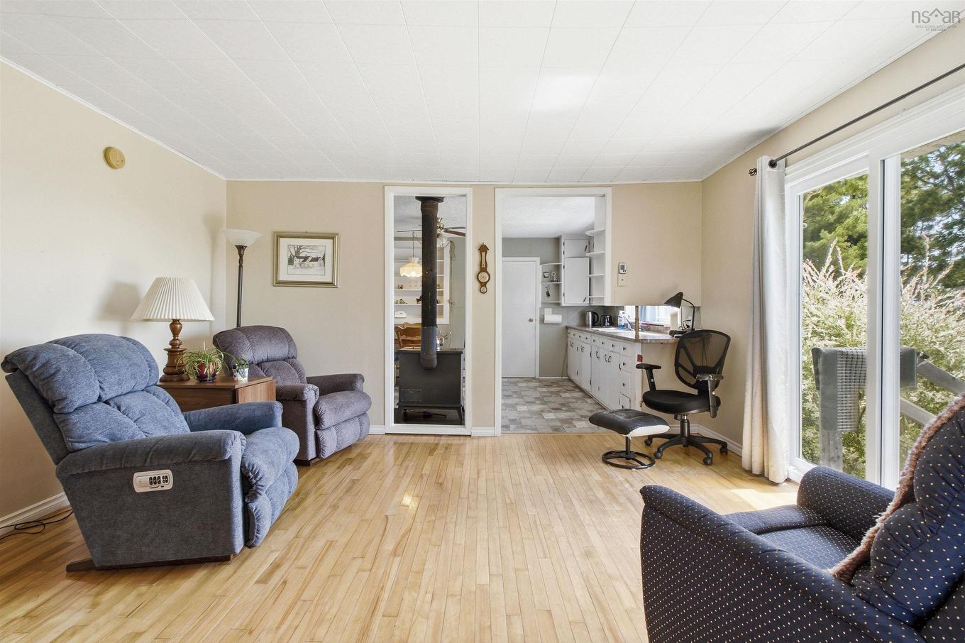 556 Great Village Lornevale Road, Great Village, NS - Indoor Photo Showing Living Room