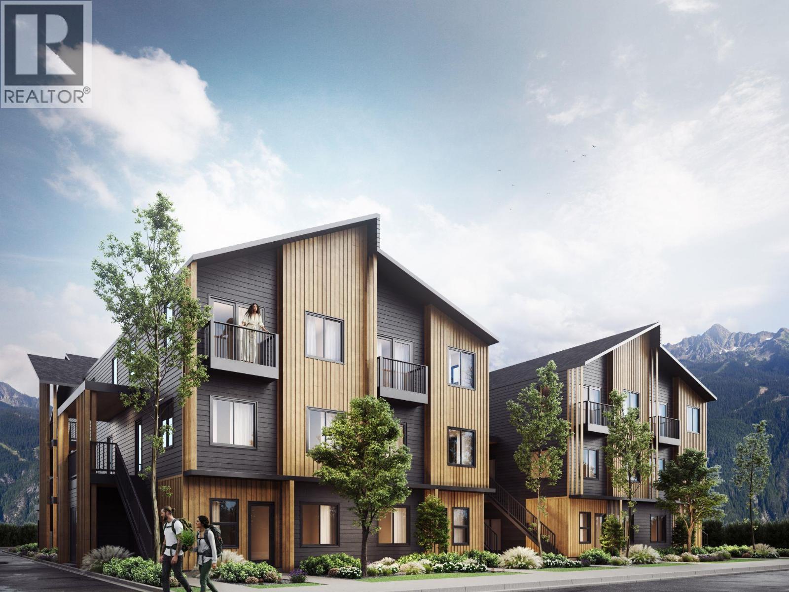 1015 Oscar Street Unit# 13, Revelstoke, BC - Outdoor With Balcony With Facade