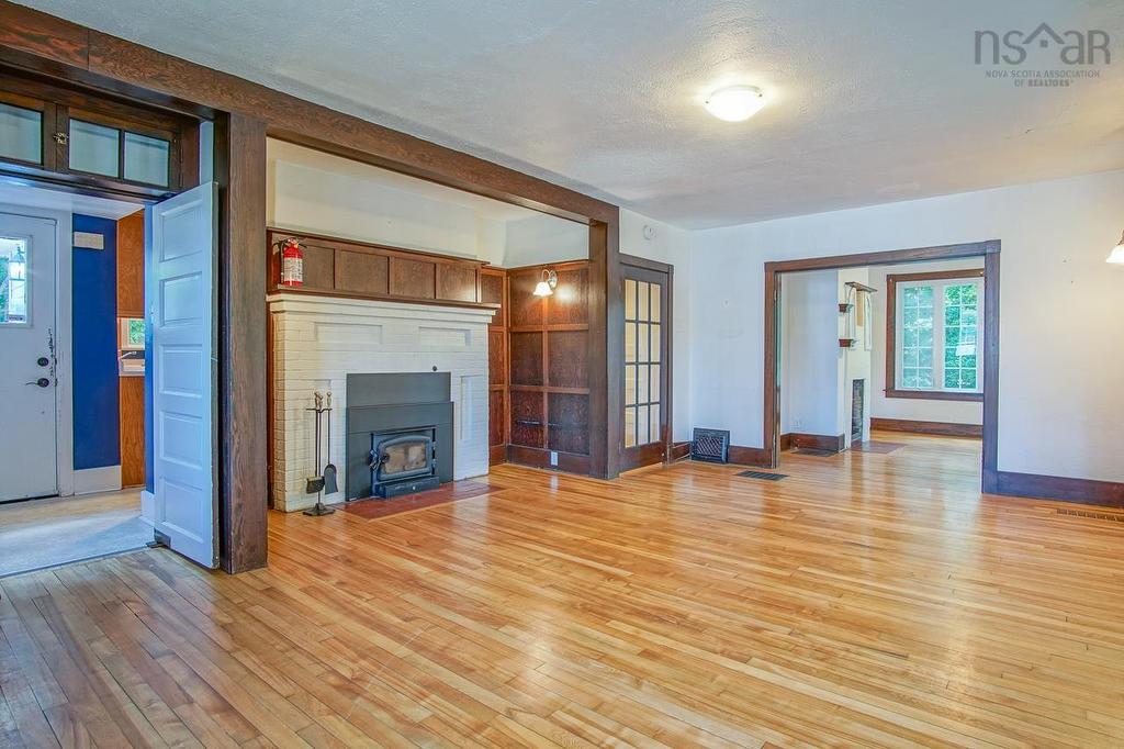 39 Oakdene Avenue, Kentville, NS - Indoor Photo Showing Living Room With Fireplace