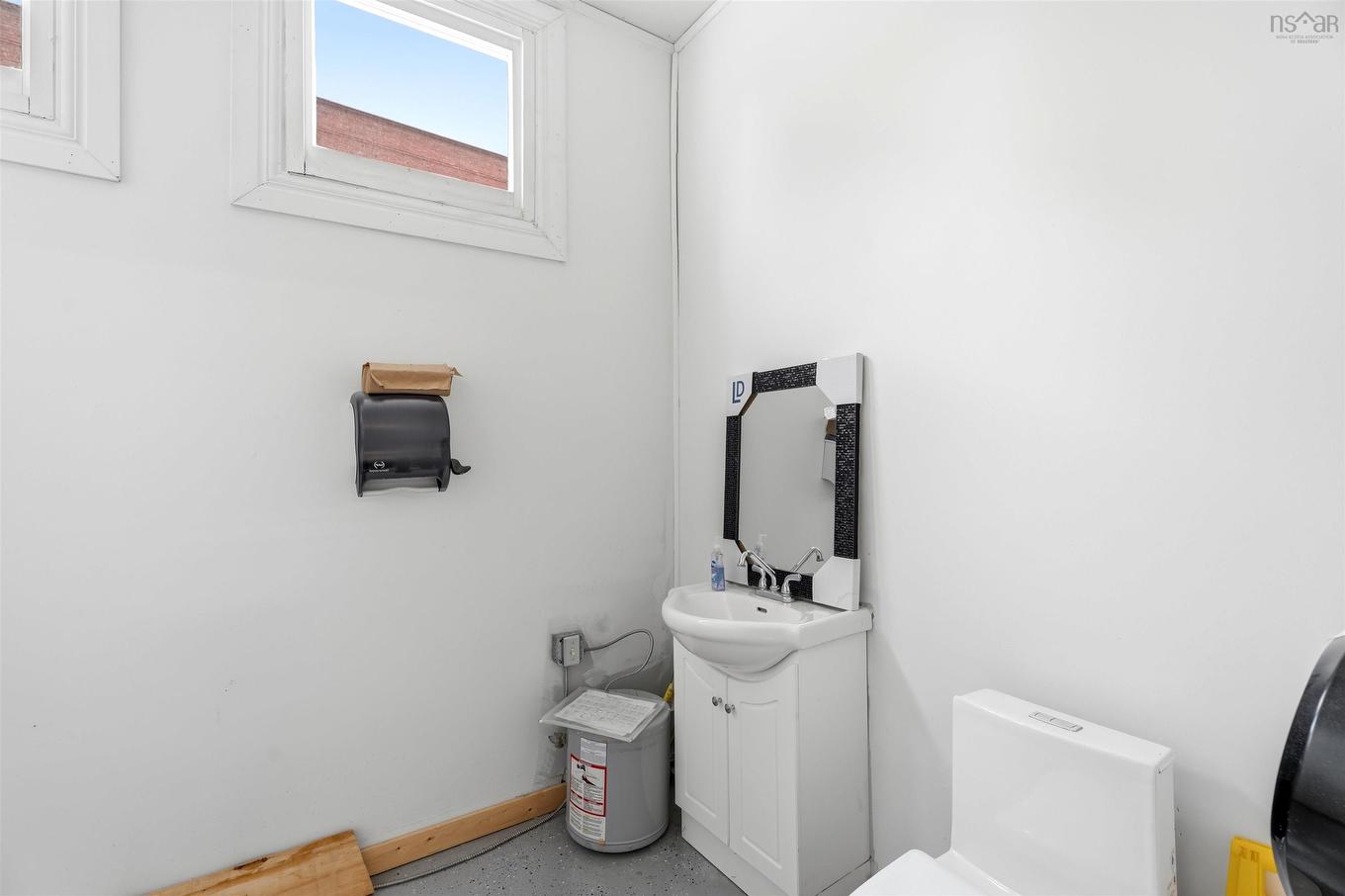 139 Victoria Street E, Amherst, NS