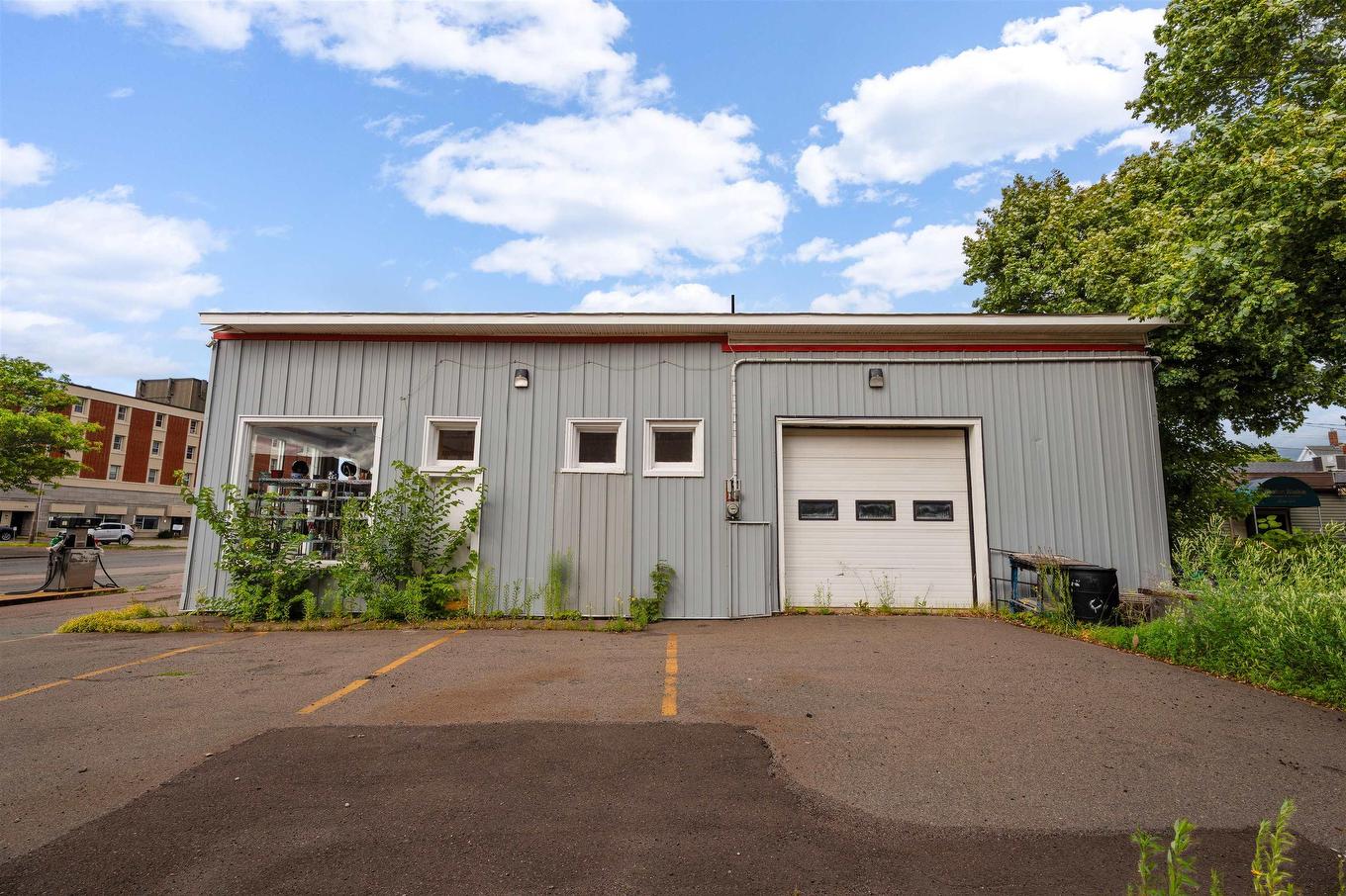 139 Victoria Street E, Amherst, NS