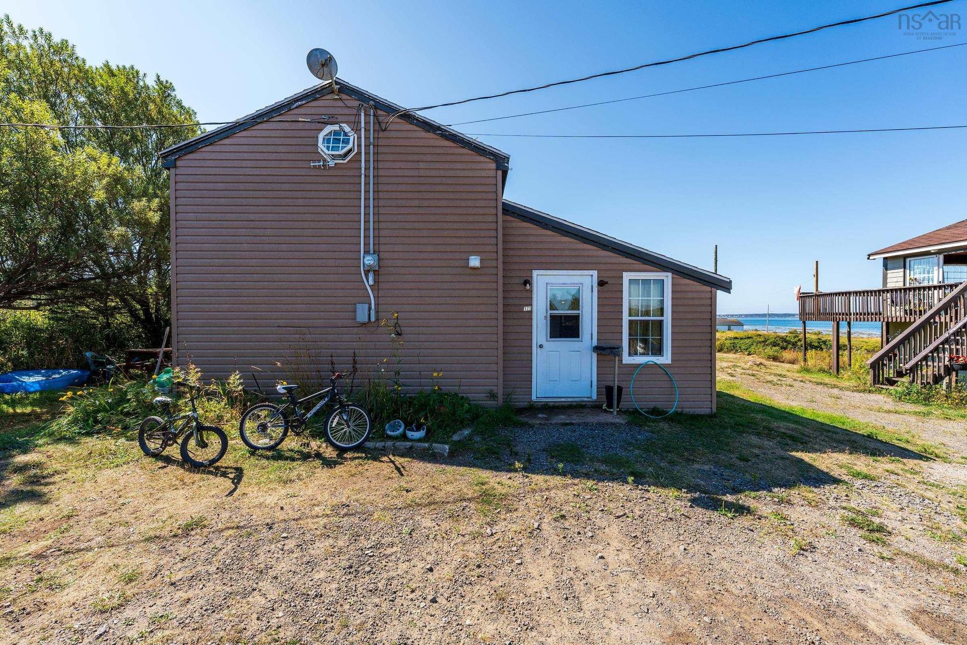 171 173 Overcove Road, Freeport, NS - Outdoor