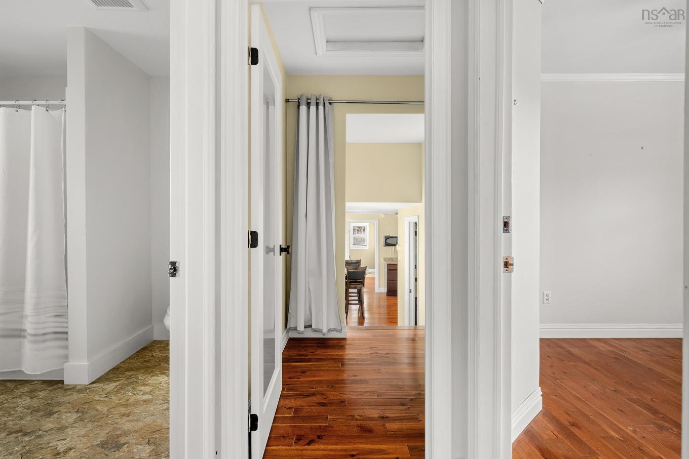 299/297 Spencer Avenue, Halifax, NS - Indoor Photo Showing Other Room