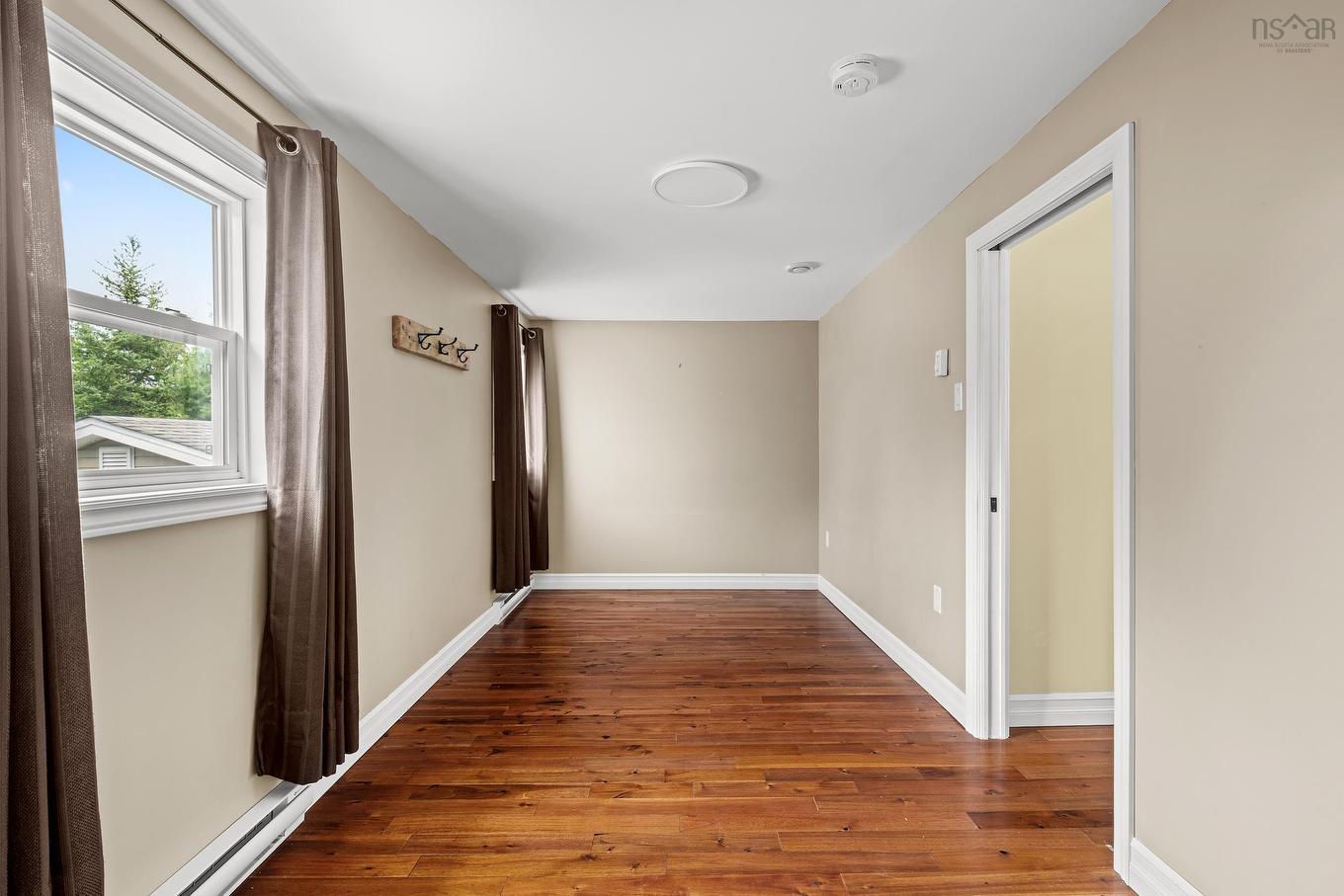 299/297 Spencer Avenue, Halifax, NS - Indoor Photo Showing Other Room