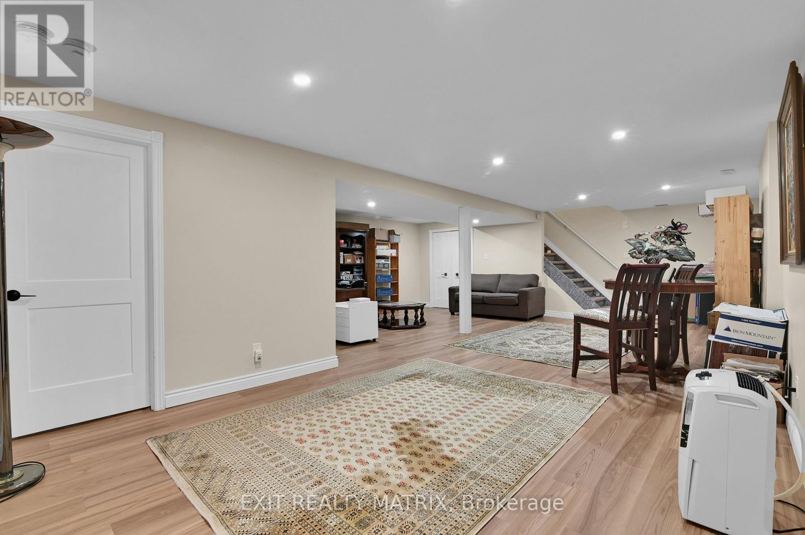 5544 Bridlewood Court, South Dundas, ON - Indoor Photo Showing Other Room