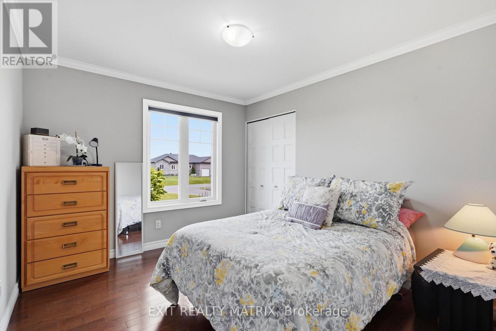 248 Des Violettes Street, Clarence-Rockland, ON - Indoor Photo Showing Bedroom