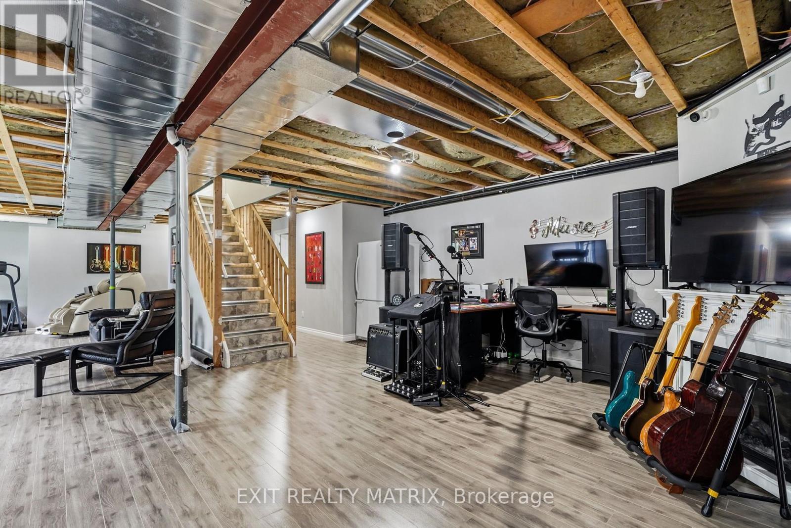 248 Des Violettes Street, Clarence-Rockland, ON - Indoor Photo Showing Basement