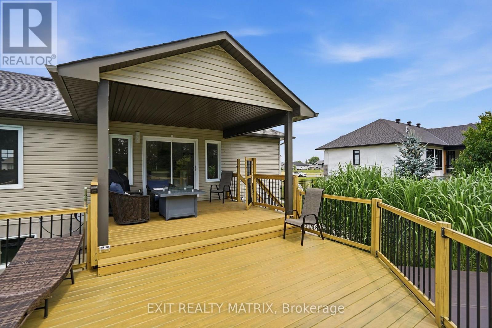 248 Des Violettes Street, Clarence-Rockland, ON - Outdoor With Deck Patio Veranda With Exterior