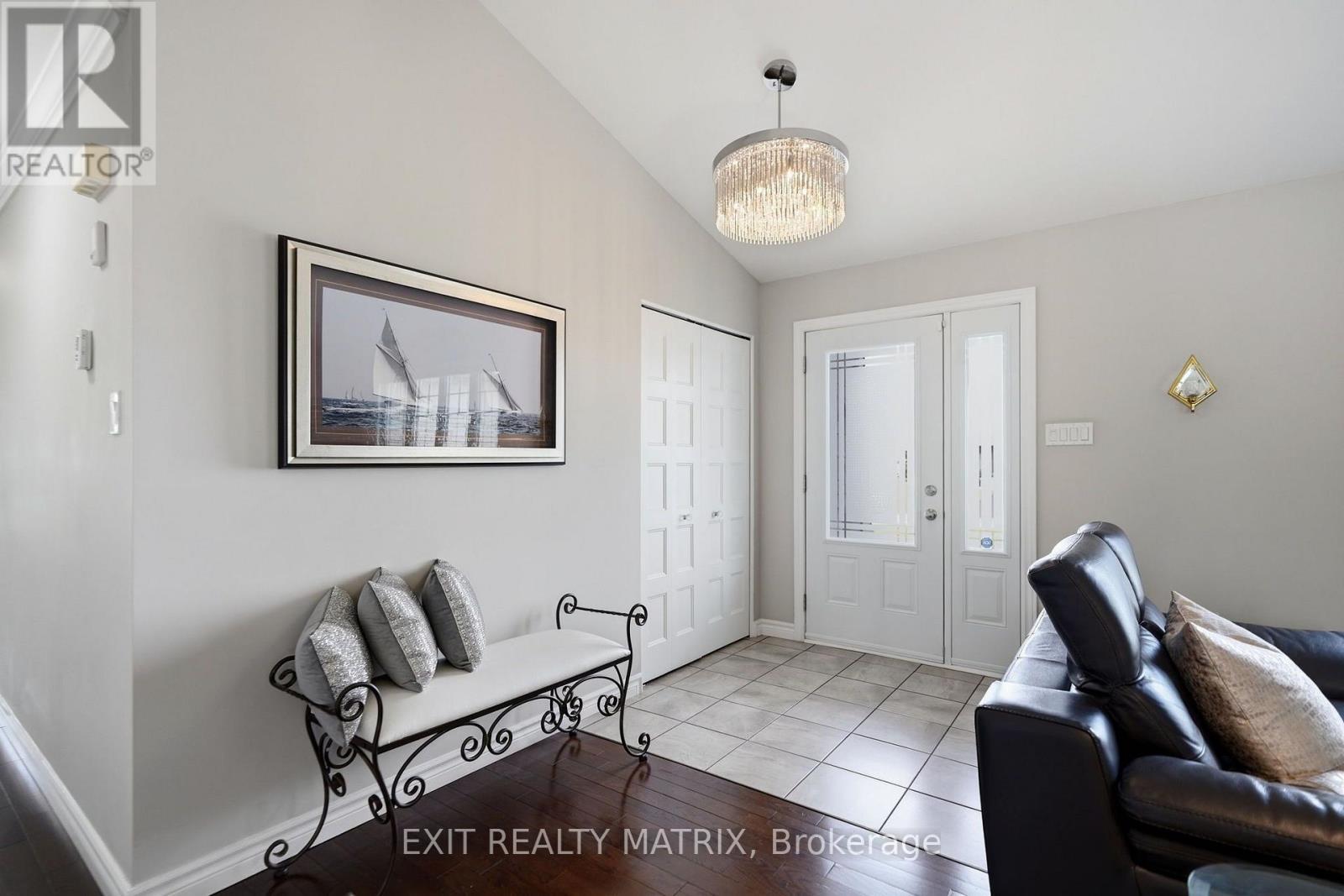 248 Des Violettes Street, Clarence-Rockland, ON - Indoor Photo Showing Other Room