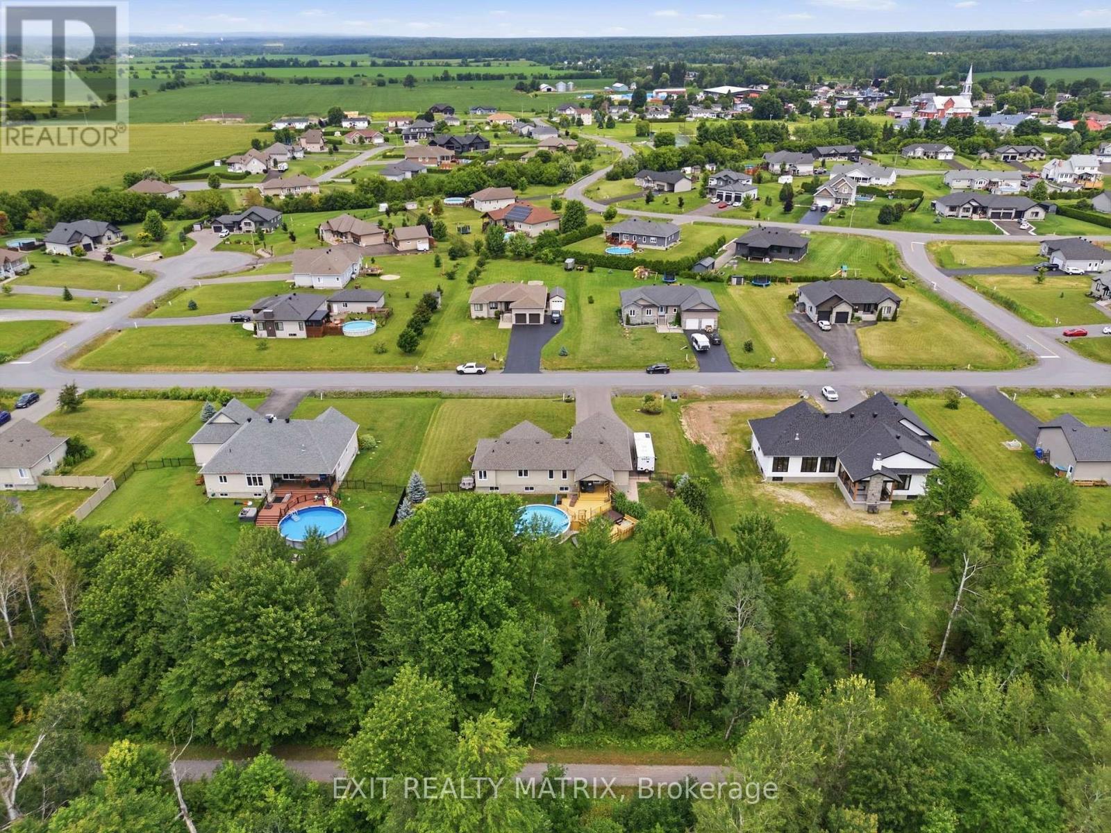 248 Des Violettes Street, Clarence-Rockland, ON - Outdoor With View