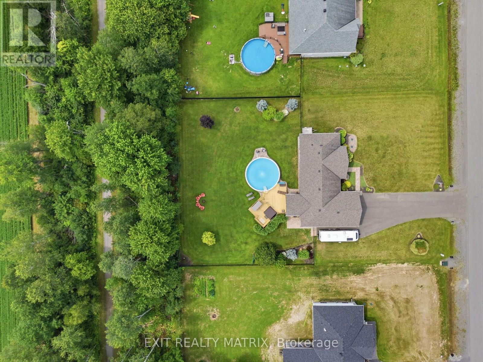 248 Des Violettes Street, Clarence-Rockland, ON - Outdoor With View
