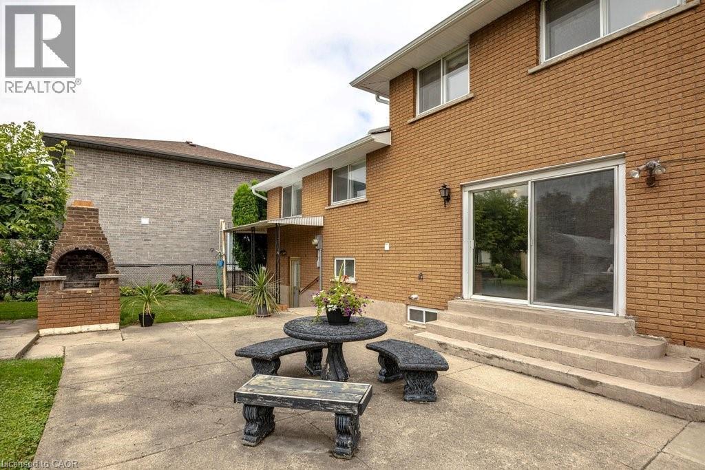 268 Federal Street, Stoney Creek, ON - Outdoor With Exterior