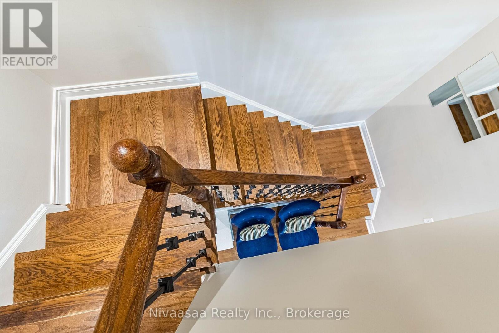 9 Parisian Road, Brampton (Vales Of Castlemore), ON - Indoor Photo Showing Other Room