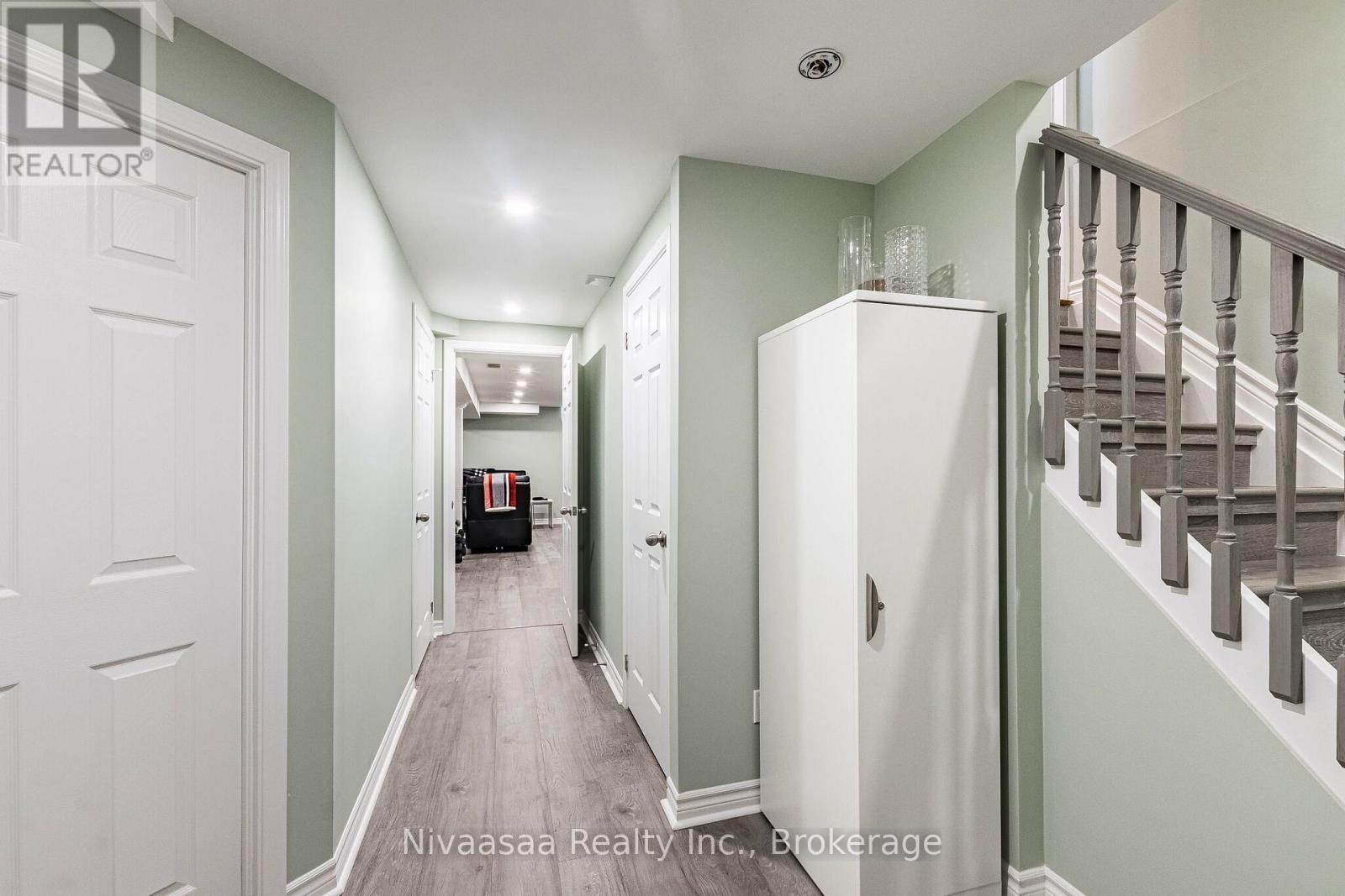 9 Parisian Road, Brampton (Vales Of Castlemore), ON - Indoor Photo Showing Other Room