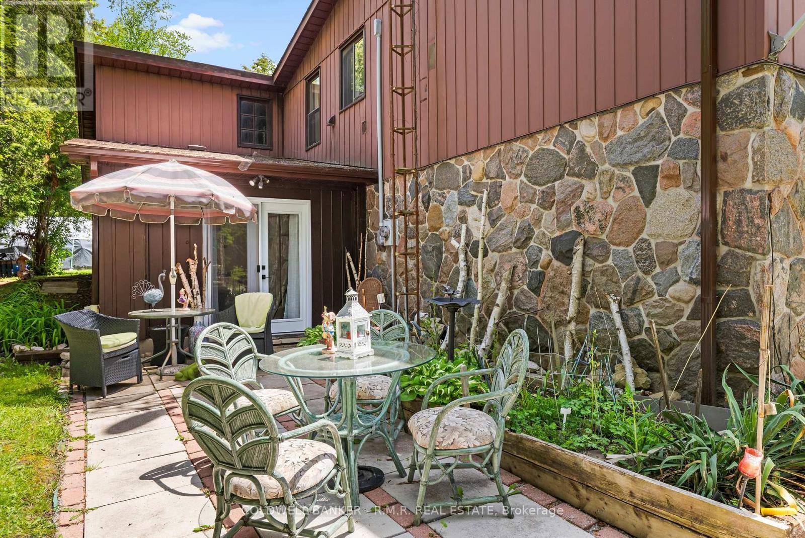 204 Acton Road, Uxbridge, ON - Outdoor With Deck Patio Veranda