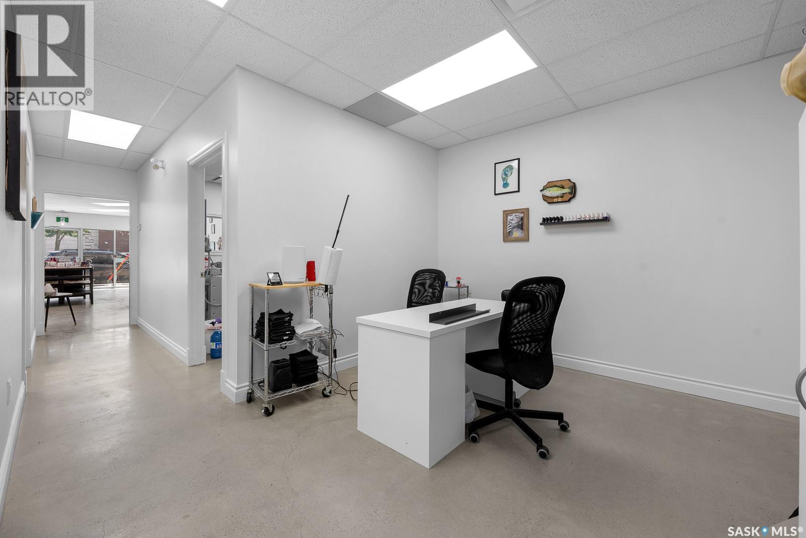 3504 13Th Avenue, Regina, SK - Indoor