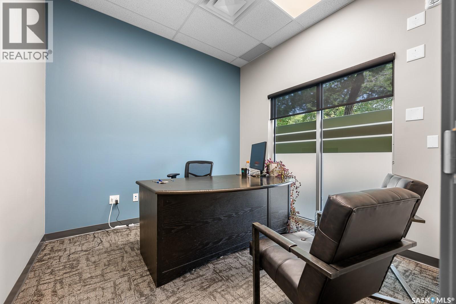 3504 13Th Avenue, Regina, SK - Indoor Photo Showing Office