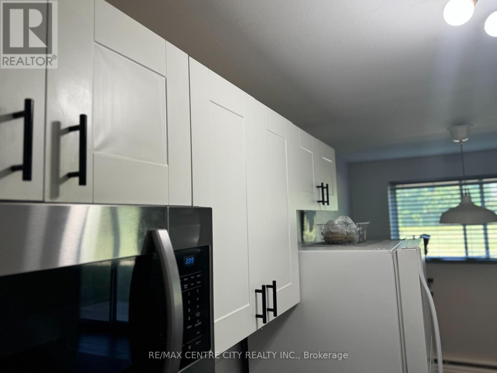 105 - 1825 Whitney Street, London East (East H), ON - Photo Showing Other Room