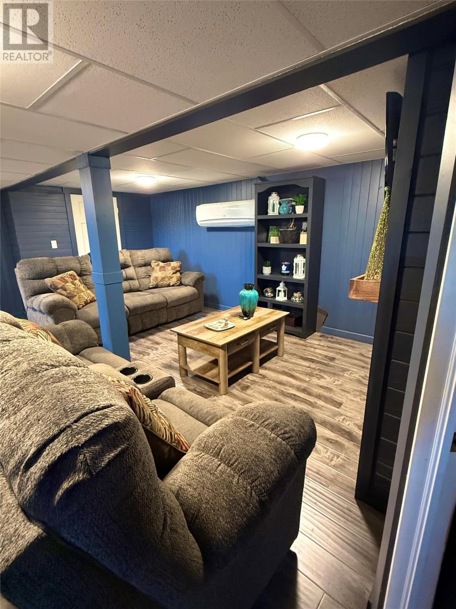 17 Brighton Road, Triton, NL - Indoor