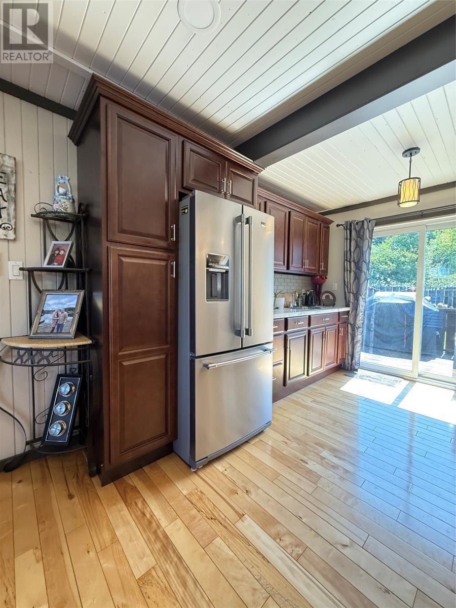 17 Brighton Road, Triton, NL - Indoor Photo Showing Kitchen