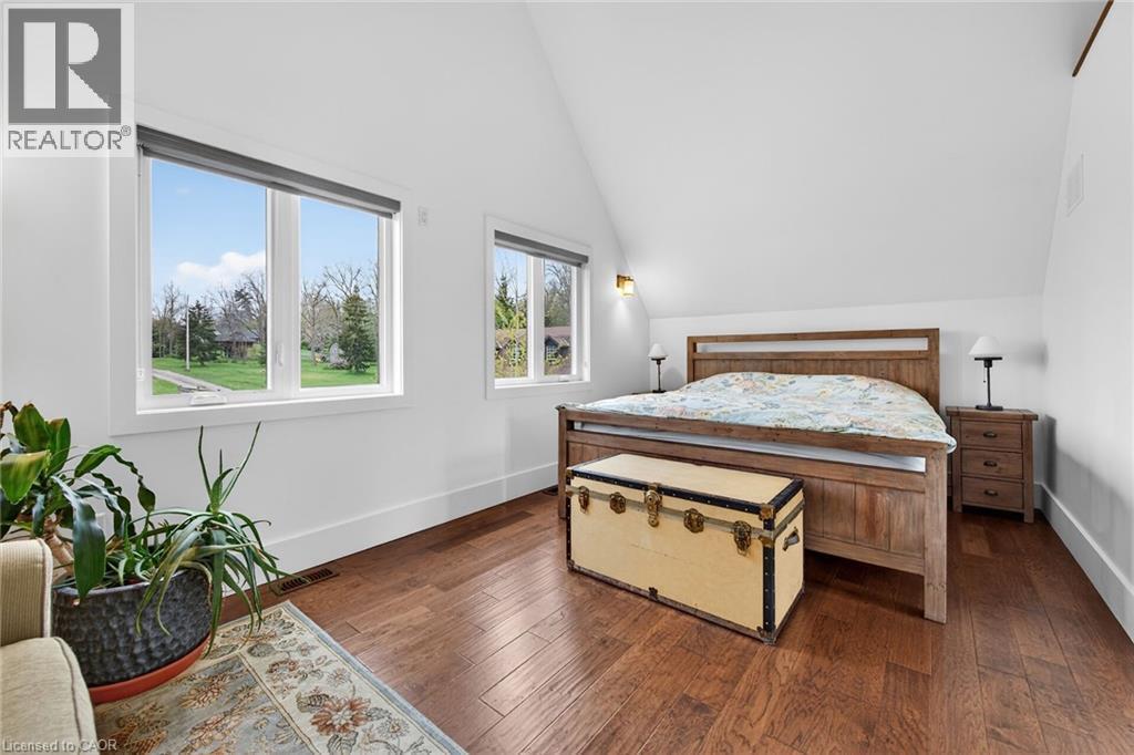 1300 River Road, Cayuga, ON - Indoor Photo Showing Bedroom