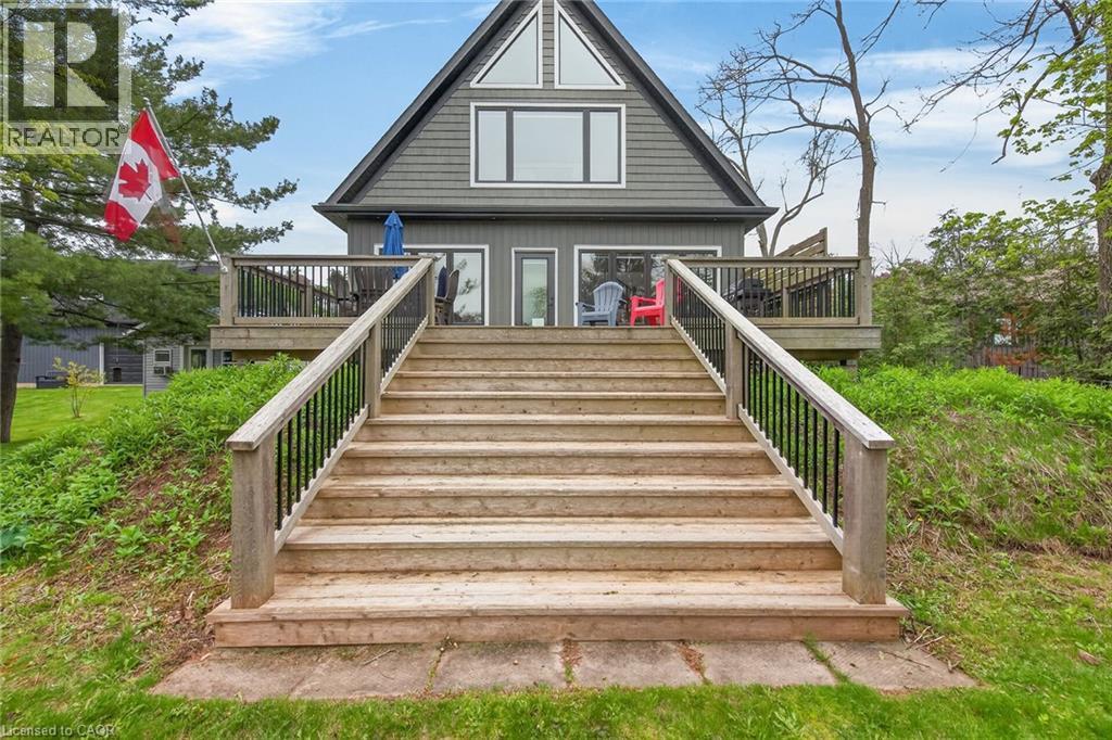1300 River Road, Cayuga, ON - Outdoor