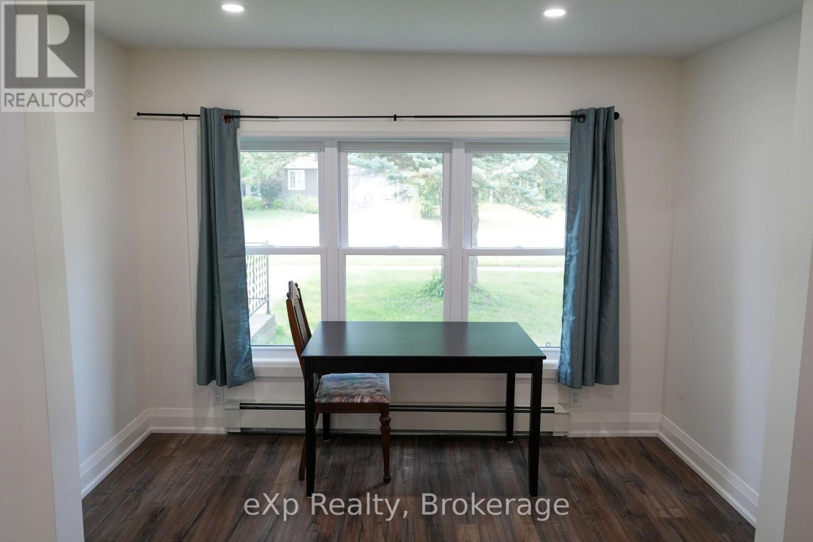 136 Breadalbane Street S, Saugeen Shores, ON - Indoor Photo Showing Other Room