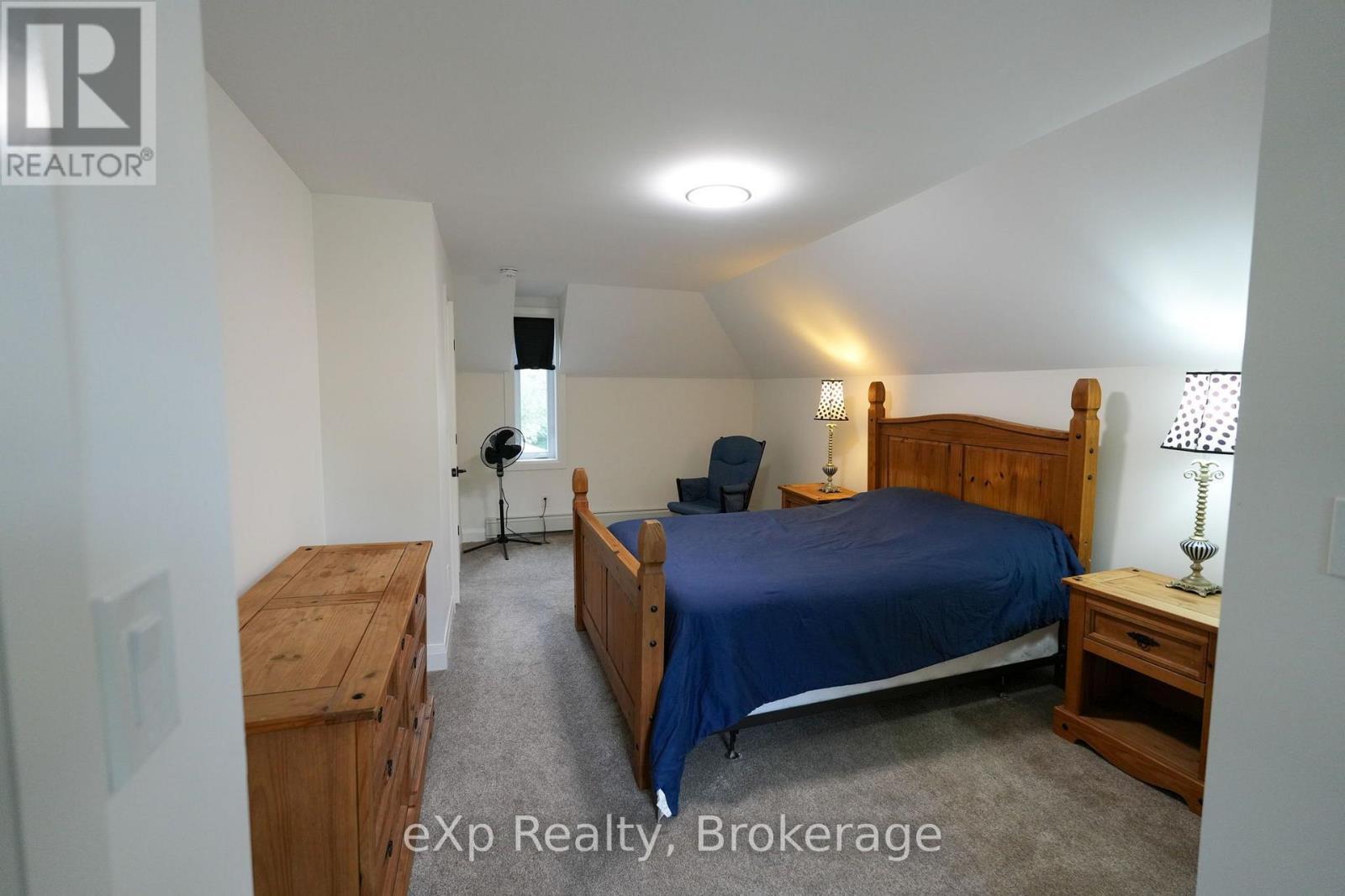 136 Breadalbane Street S, Saugeen Shores, ON - Indoor Photo Showing Bedroom