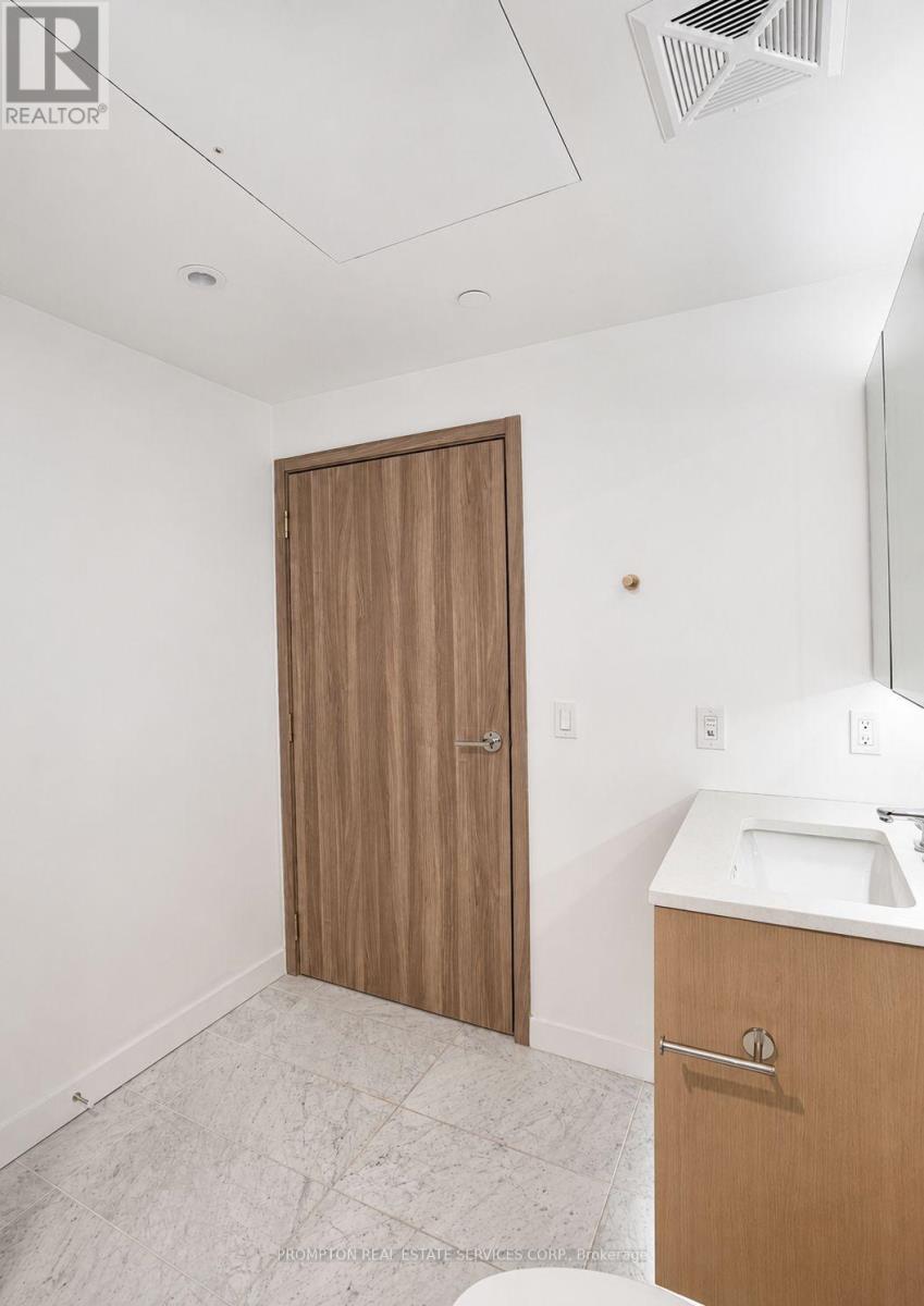 2115 - 85 Mcmahon Drive, Toronto, ON - Indoor