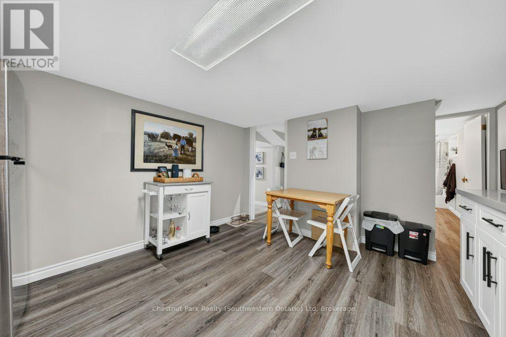 274 Water Street, Guelph (Dovercliffe Park/Old University), ON - Indoor