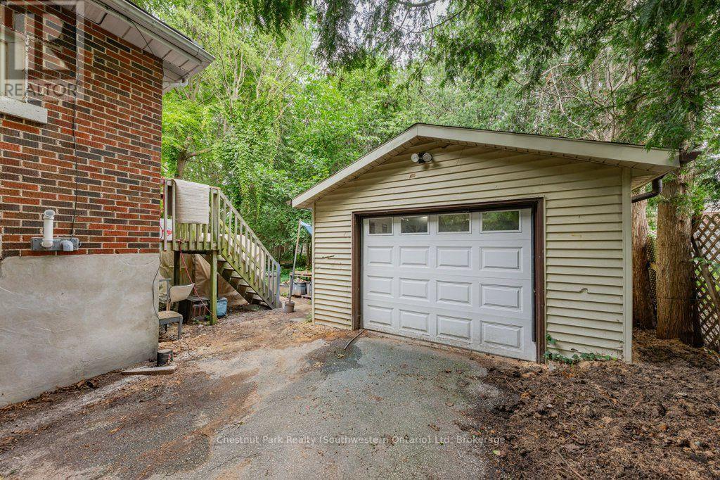 274 Water Street, Guelph (Dovercliffe Park/Old University), ON - Outdoor With Exterior