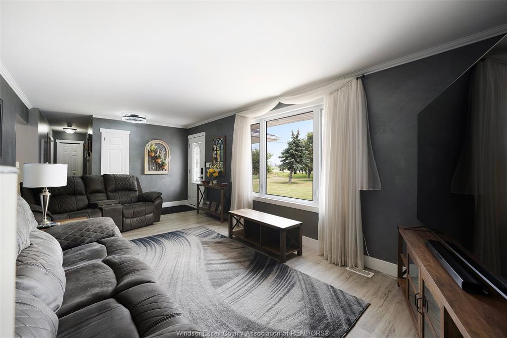 5075 Manning Road, Tecumseh, ON