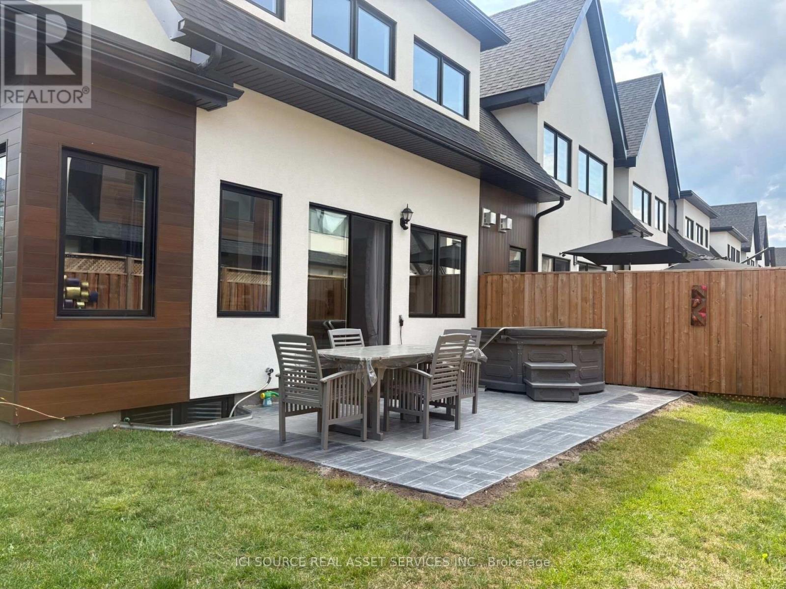 44 Ruby Crescent, Orillia, ON - Outdoor With Deck Patio Veranda