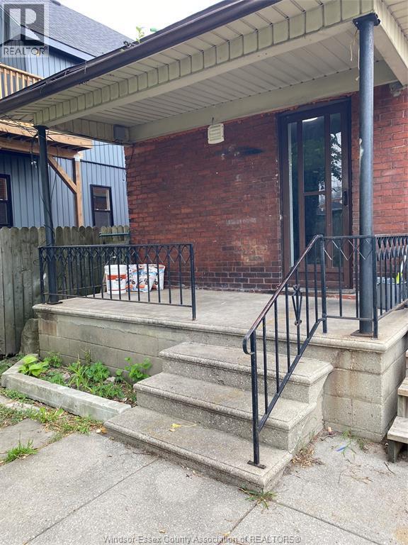 669 Marentette Unit# Main, Windsor, ON - Outdoor