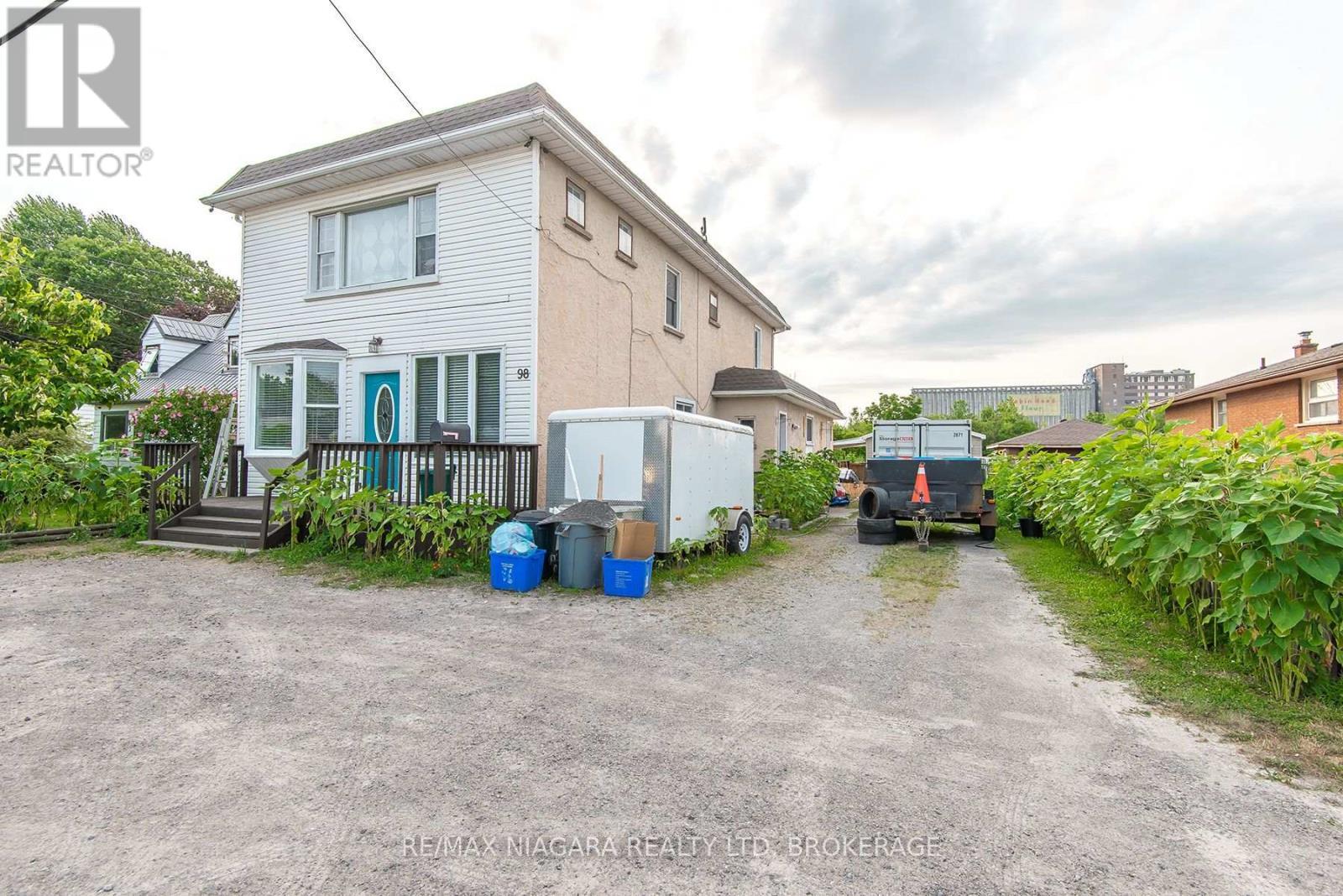 98 Chippawa Road, Port Colborne (Bethel), ON - Outdoor