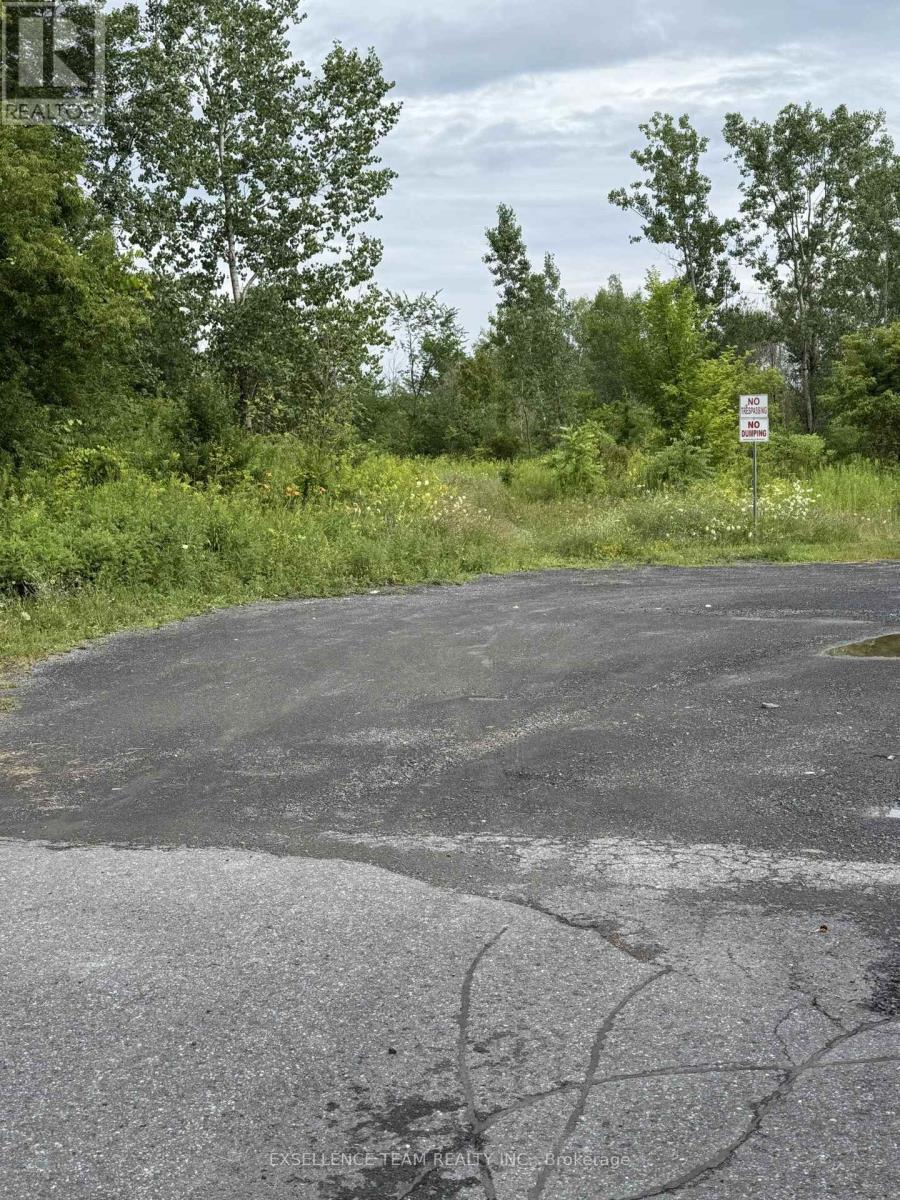 3055 Northdale Drive, Cornwall, ON - Outdoor With View