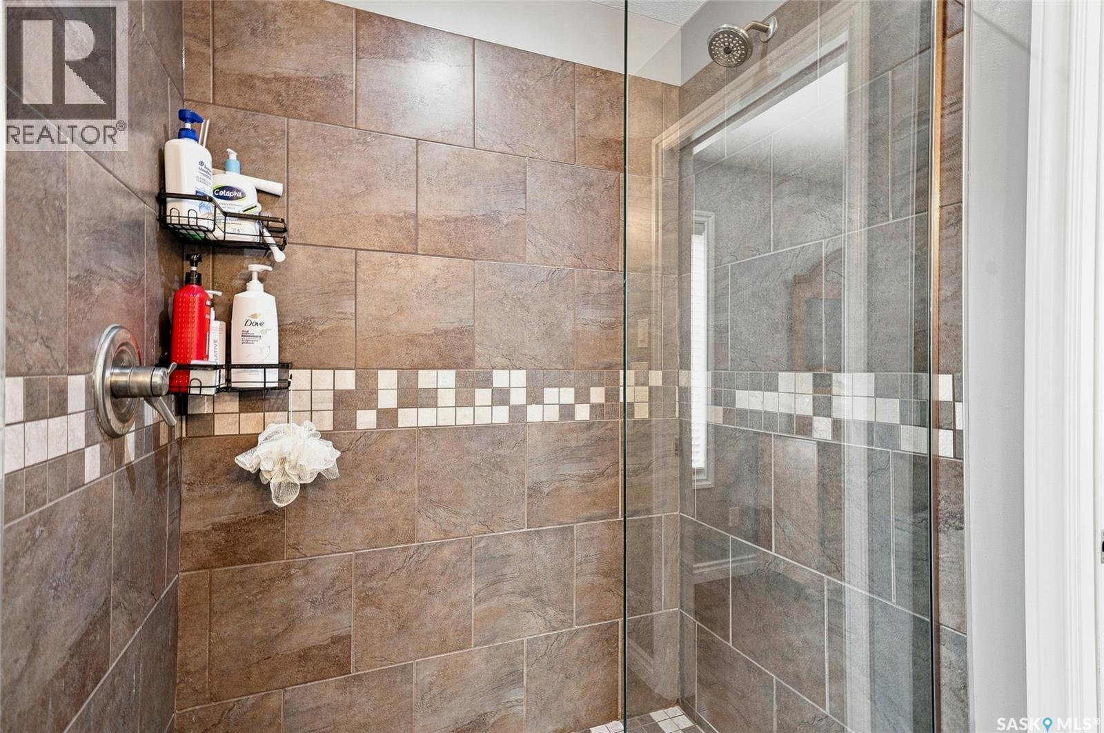 415 Paton Place, Saskatoon, SK - Indoor Photo Showing Bathroom