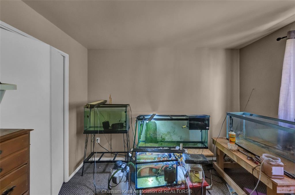 203-63 Baldoon Road, Chatham, ON - Indoor Photo Showing Other Room