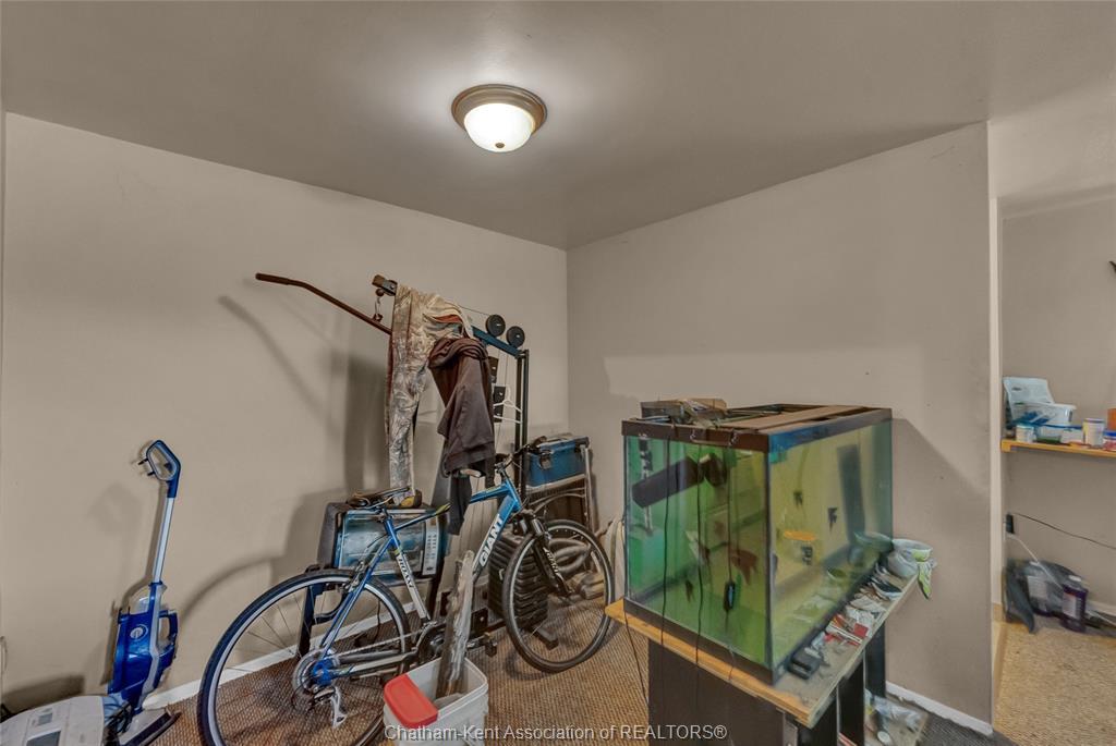 203-63 Baldoon Road, Chatham, ON - Indoor Photo Showing Other Room