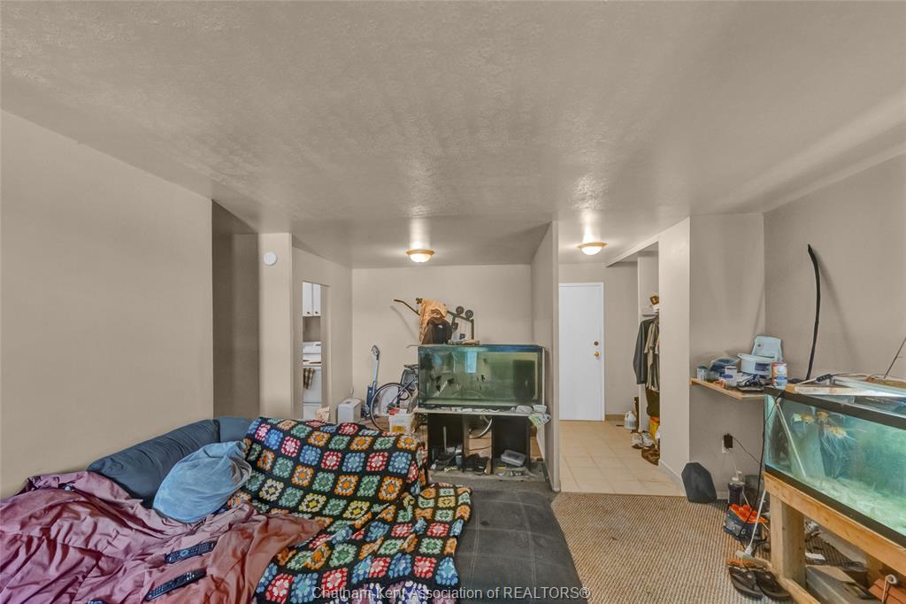 203-63 Baldoon Road, Chatham, ON - Indoor