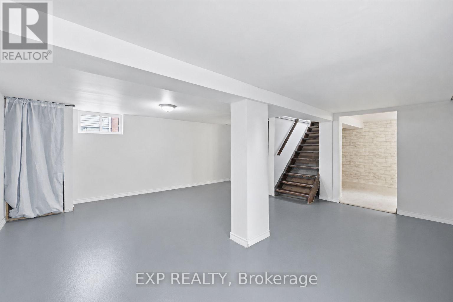 129 East 25Th Street, Hamilton (Eastmount), ON - Indoor