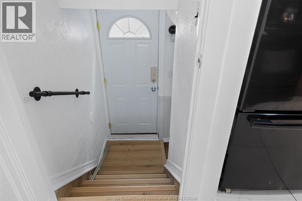 852 Reedmere, Windsor, ON - Indoor Photo Showing Other Room