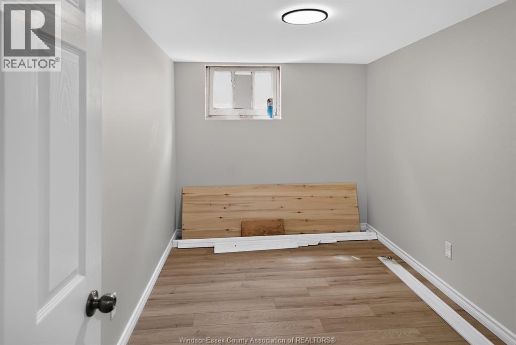 852 Reedmere, Windsor, ON - Indoor Photo Showing Other Room