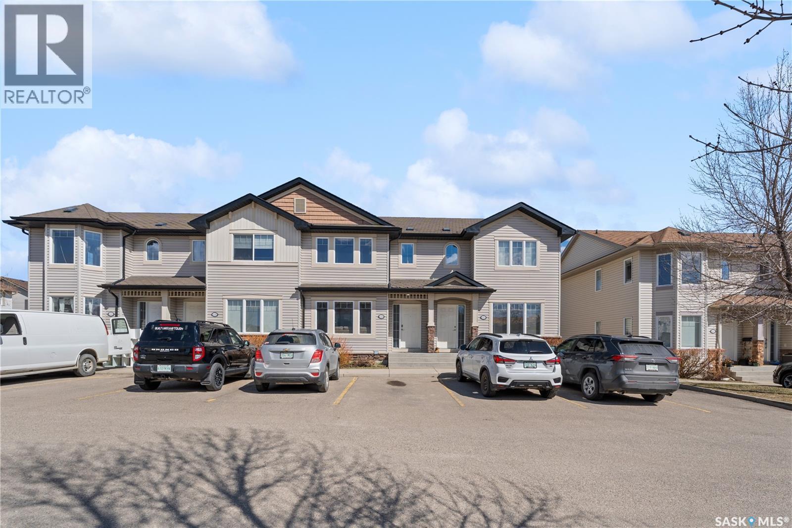 420 303 Slimmon Place, Saskatoon, SK - Outdoor With Facade