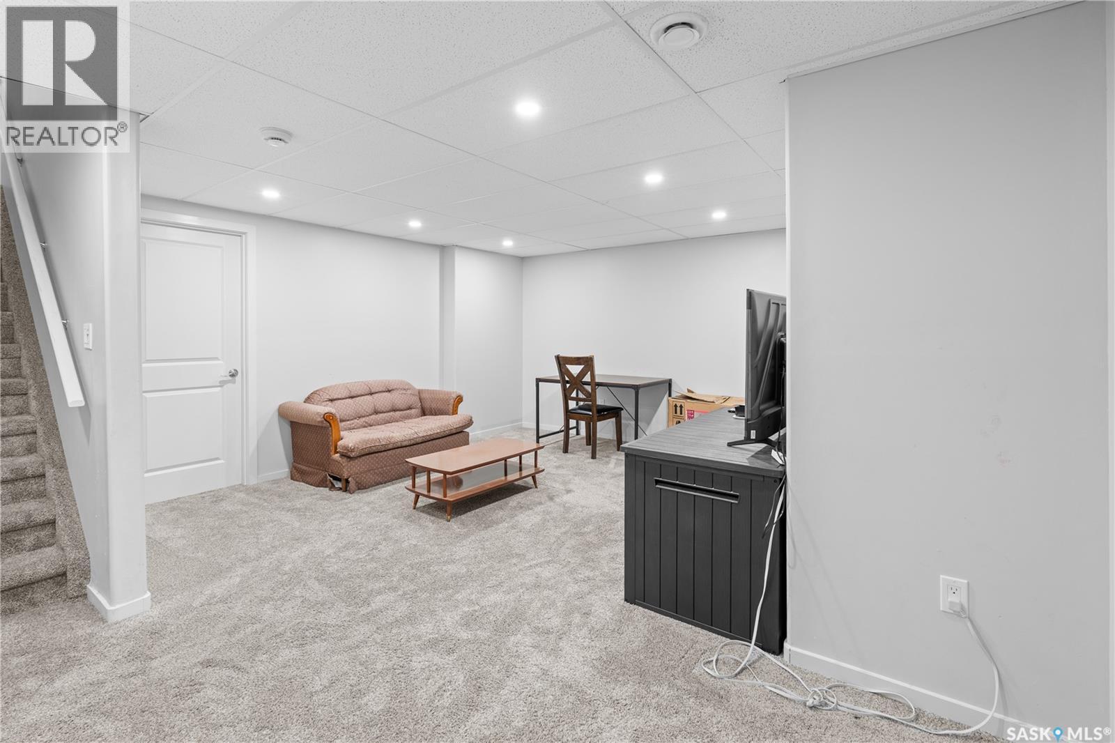 420 303 Slimmon Place, Saskatoon, SK - Indoor